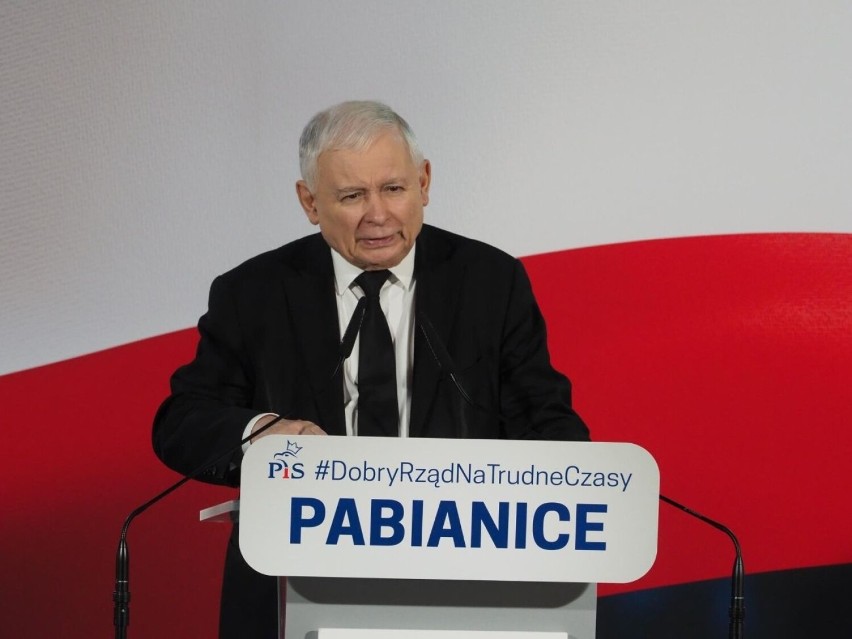 Prezes Jarosław Kaczyński w Pabianicach: "Nie boimy się pojęcia naród"