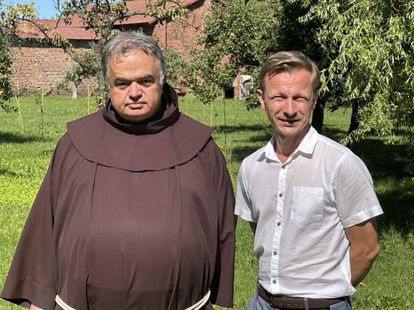 Jarmark Franciszkański 2023 w Wieluniu już 16 września. W ogrodach klasztoru będzie smacznie i gwarno 