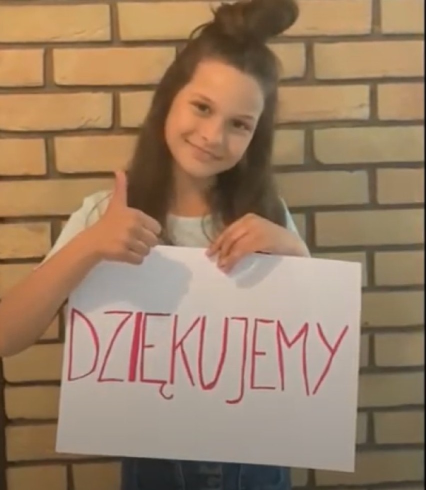 Uczniowie ze szkoły w Chełmcach nagrali muzyczne...