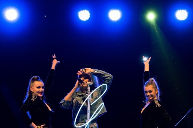 Aż 37 tysięcy 483 złotych udało się zebrać podczas  sobotniego koncertu Cleo na leczenie chorej na rdzeniowy zanik mięśni  Igi Kaczmarczyk z Opatowa. Cleo zaśpiewała swoje największe hity w Sandomierzu podczas  koncertu, który odbył się w sobotę, 8 stycznia.