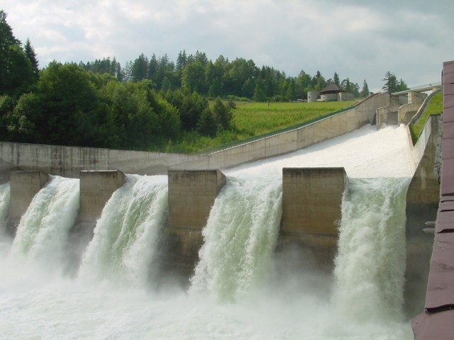 Elektrownia w Niedzicy szykuje się na wielką wodę po ulewach