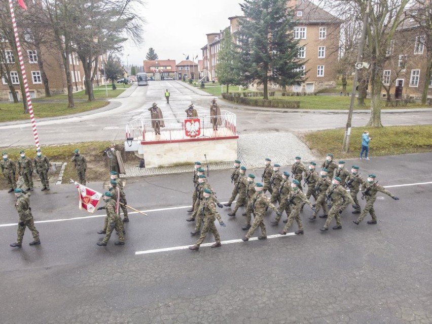 Przysięga szeregowych elewów w 22. Karpackim Batalionie Piechoty Górskiej