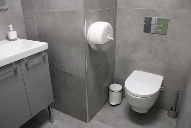 Wyremontowano łazienkę i szatnię w ZSP nr 2 w Bełchatowie