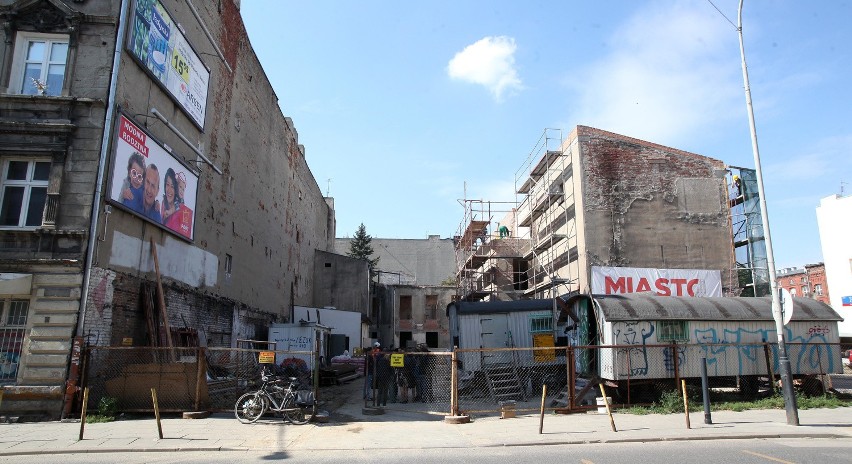Miasto Kamienic: Remont budynku przy ul. Żwirki 22 potrwa do końca roku.