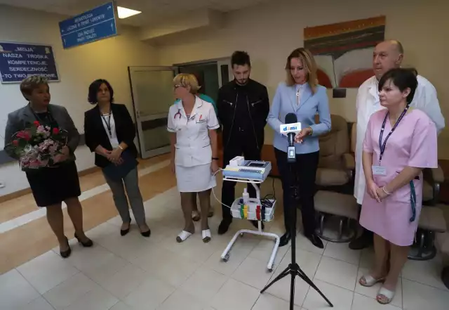 Radomski szpital otrzymał urządzenia do diagnozowania chorych i fotele wykorzystywane w szpitalu przez matki małych dzieci.