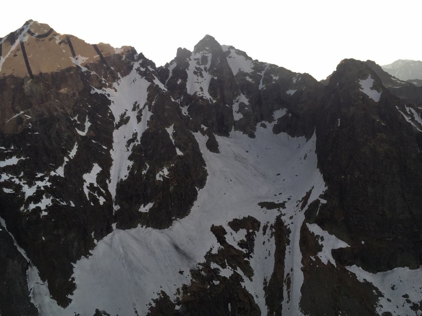 Tatry. Śmierć polskiego turysty na Rysach. 56-latek spadł w przepaść 