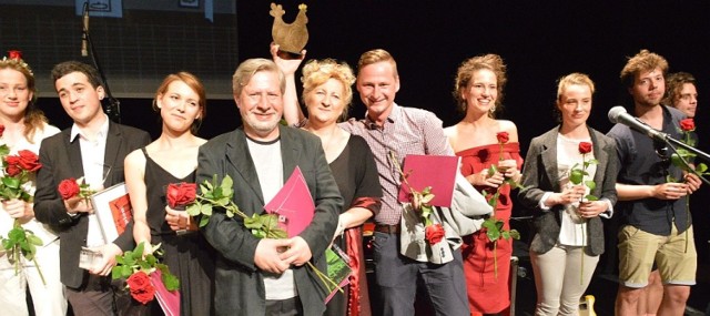 Lubuski Teatr, 18 czerwca 2016 r.: laureaci Leonów i innych nagród za sezon 2015/2016.