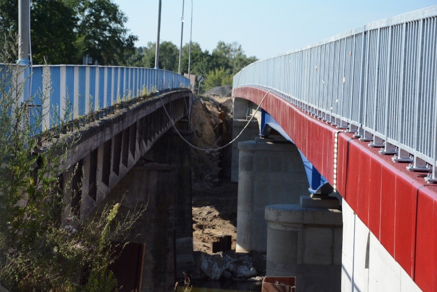 Trwa budowa nowego mostu w Międzychodzie.

ZOBACZCIE ZDJĘCIA...