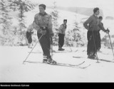 Moda na stoku narciarskim - przed wojną? W takich stylówkach jeździło się kiedyś na nartach. Nie to co teraz