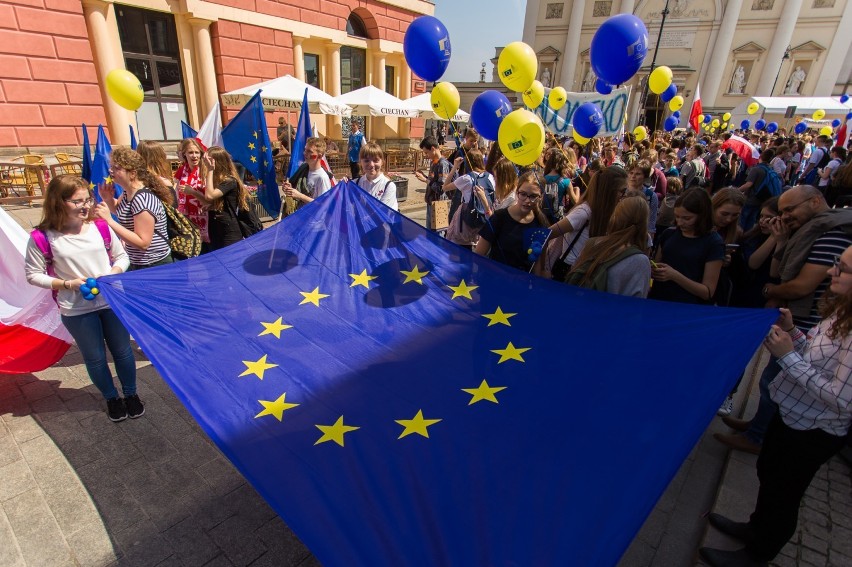 Parada Schumana, manifestacja ONR i Marsz Życia. 8 zgromadzeń i przemarszów w weekend w Warszawie