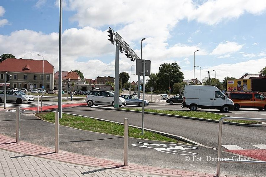 Skrzyżowanie ulic: Wieniawskiego, de Gaulle’a i Gagarina w...