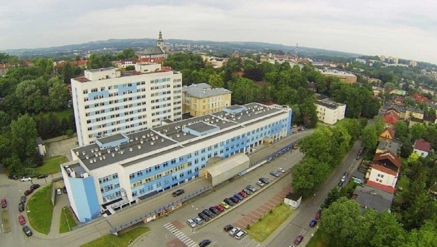 Szpital w Cieszynie wprowadza ograniczenia! Wizyty na oddziale rehabilitacyjnym zostaną wstrzymane?