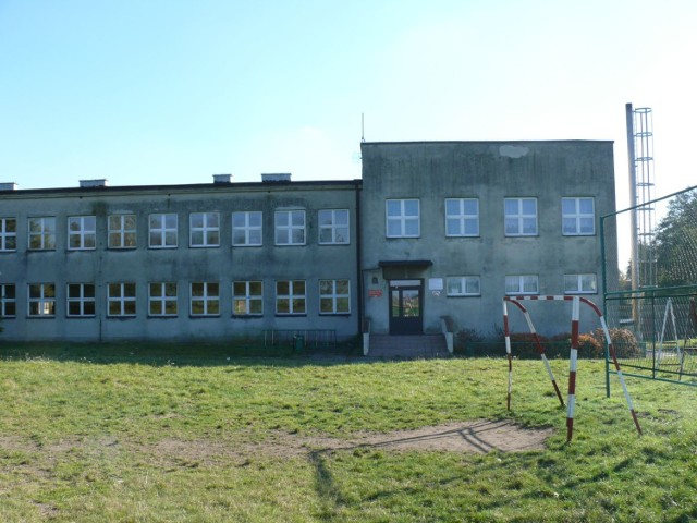 Nie ma zgody władz na reaktywację szkoły w Starych Gajęcicach. Budynek zostanie wystawiony na sprzedaż