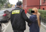 Rodzeństwo z Łodzi okradało mieszkańców Bydgoszczy metodą "na policjanta". Łupem oszustów padło ponad 31 tys. zł 