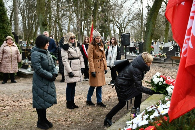 105. rocznicę wybuchu Powstania Wielkopolskiego oraz 60-lecie Szkoły Podstawowej im. Powstańców Wielkopolskich obchodzono w Pakości.