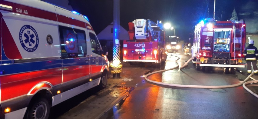 Pożar domu jednorodzinnego w Mostach wstrząsnął lokalną społecznością