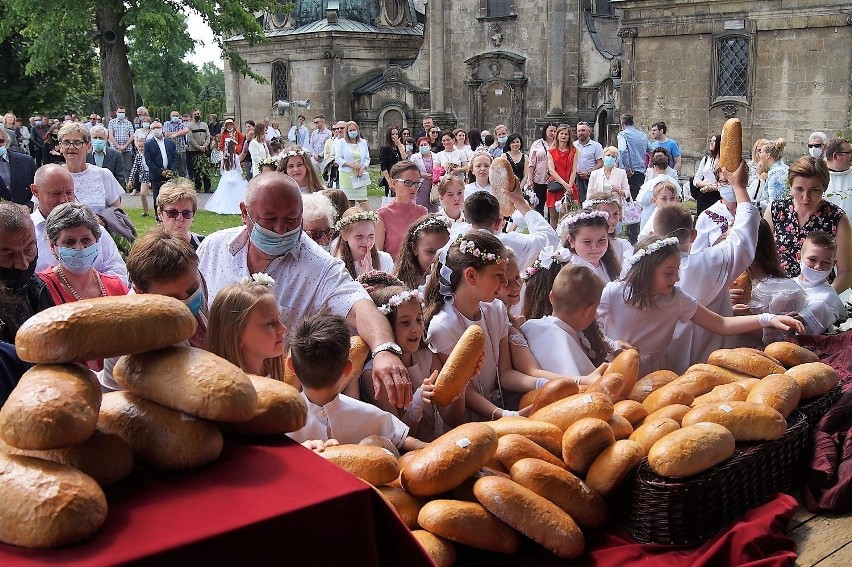 Boże Ciało w Archiopactwie Cystersów w Jędrzejowie. Piękna...