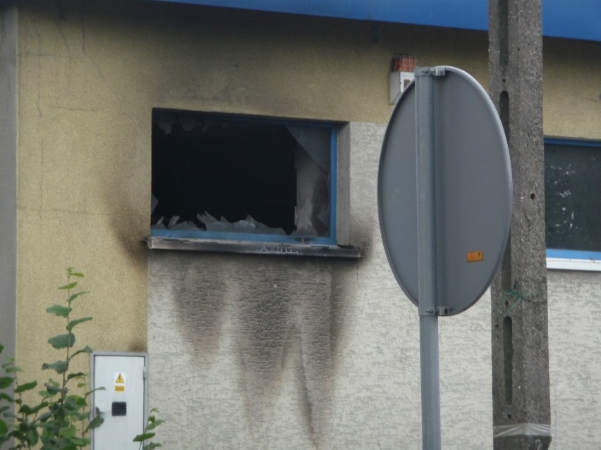 Podpalony sklep przy ulicy Grabowskiej