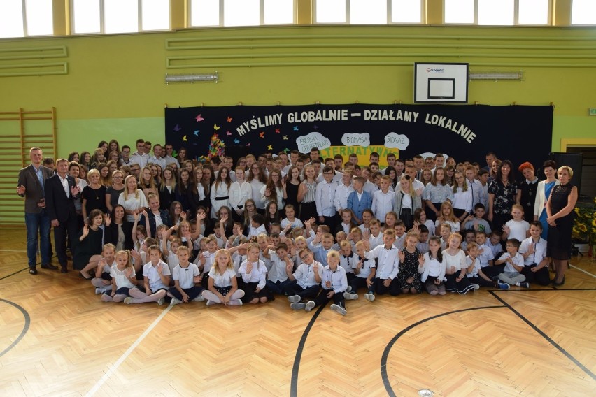 Ekologiczny sukces Szkoły Podstawowej we Wróblewie. W konkursie IKEI wygrała instalację fotowoltaiczną (zdjęcia)