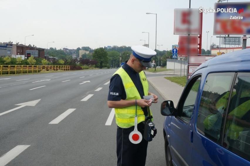 Zabrze: Policjanci podsumowali pierwszy weekend wakacji. Były kolizje i pijani kierowcy [ZDJĘCIA]