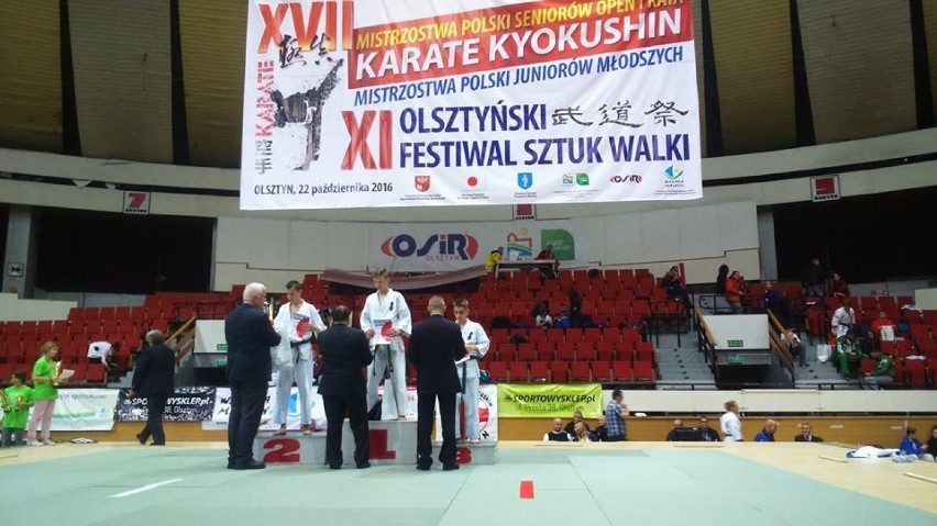 Złoty karateka z Malborka. Został podwójnym mistrzem Polski juniorów młodszych!