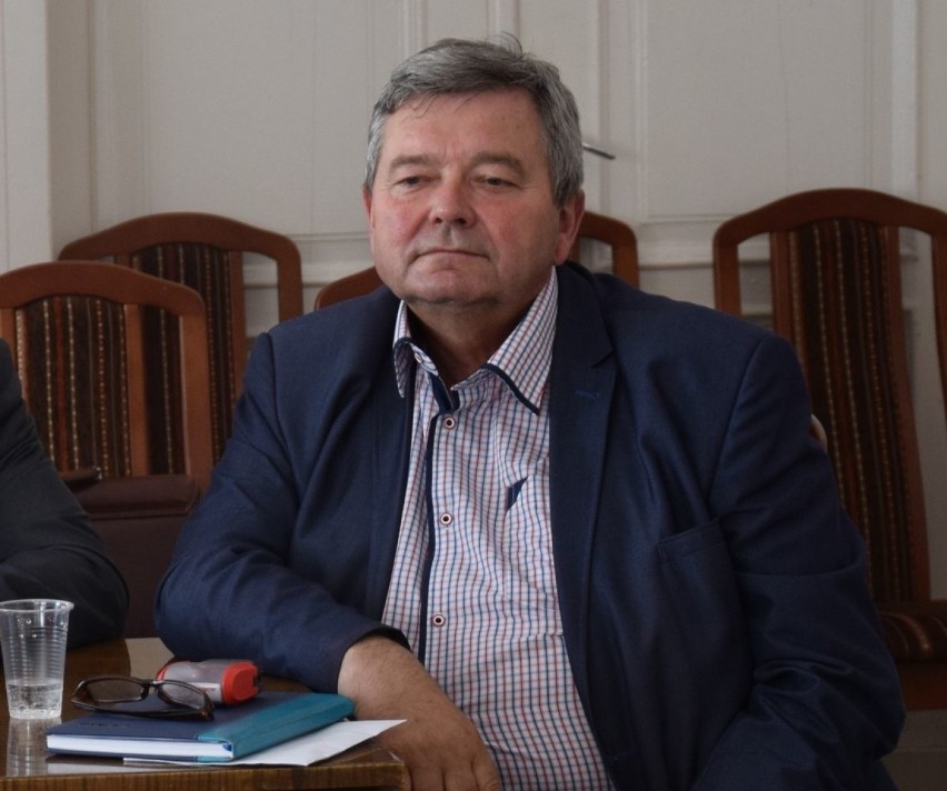 Stanisław Linart, wójt gminy Bolimów
9850 złotych