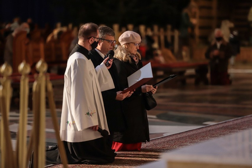 Niedziela Świętej Rodziny. Dzień modlitw o świętość małżeństw i rodzin