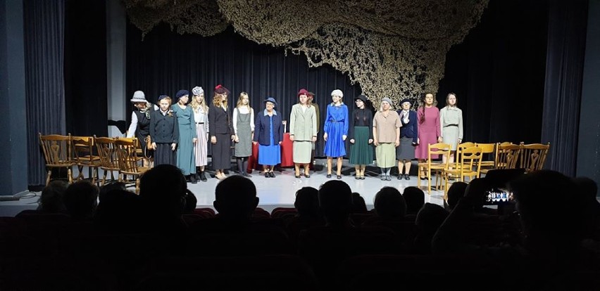 Teatr Źródło z Radomska ze spektaklem "Do winy się nie poczuwam" w Aleksandrowie Łódzkim