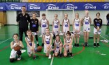 Koszykówka. Dziewczęcy zespół Enea Basketu Piła U12 wręcz „zdemolował” rywalki z Rydzyny!