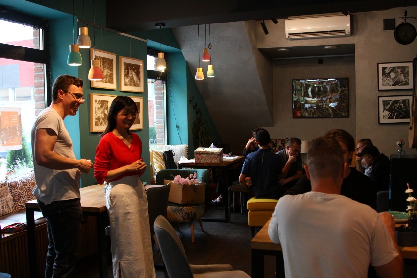 Piątkowe wieczory pasjonatów japońskiej gry "GO" w Kinie za Rogiem Café 