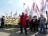 Piekary Śl.: Protest pracownic firmy HaPa. Nie oddamy komornikowi sprzętu! [WIDEO+ZDJĘCIA]