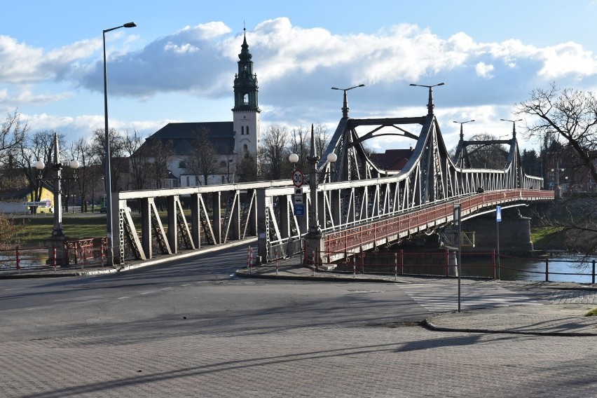 Inwestycja związana z podniesieniem mostu w Krośnie...