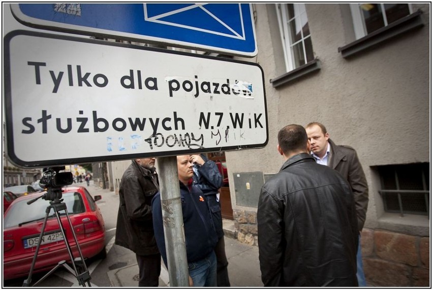 Wałbrzych: Patryk Wild kandydat na prezydenta Wałbrzycha nawołuje do referendum w sprawie dopłat ze strony miasta do wody i ścieków (zdjęcia)