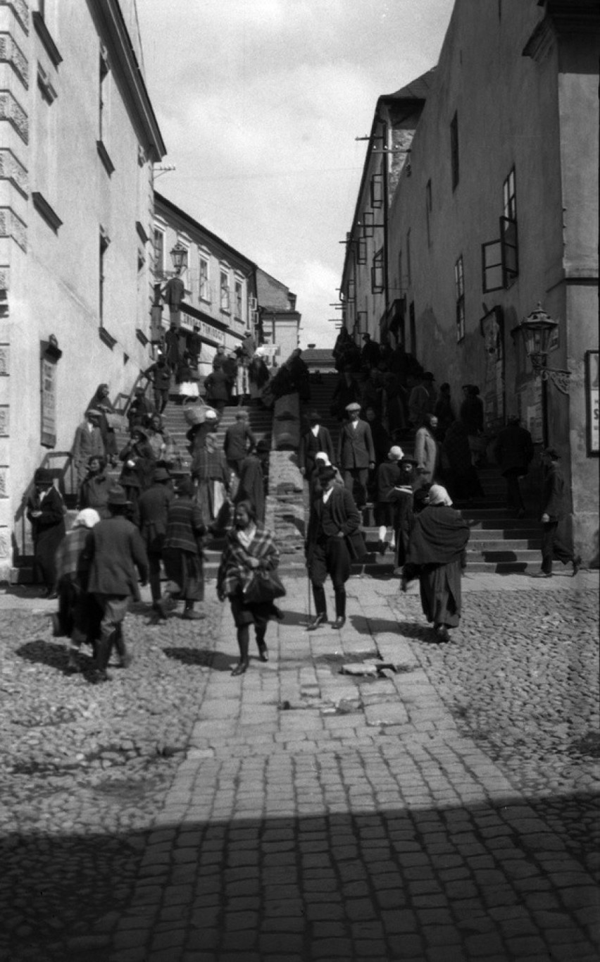 Zniszczenia wojenne ominęły Tarnów. Po I wojnie światowej...