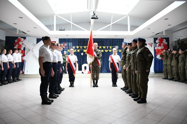 Klasy o profilu policyjnym oraz Oddziału Przygotowania Wojskowego (29.11.2023)