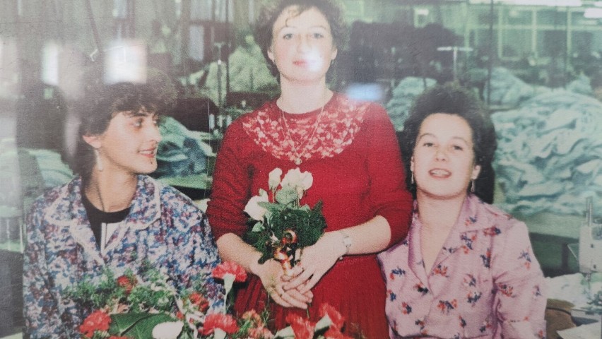 Za zdrowie Pań! Tak Dzień Kobiet obchodzono dawniej w czasach PRL-u w Zakładzie Przemysłu Odzieżowego "Polanex" w Koninie