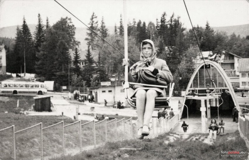 Dwusekcyjna kolej linowa na Szrenicę zaczęła kursować w 1962...