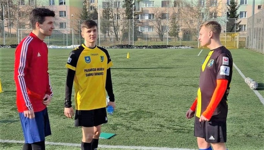 Życiowa szansa Oliwiera Raka. Junior Przemszy Klucze trafił do szkółki piłkarskiej Siarki Tarnobrzeg