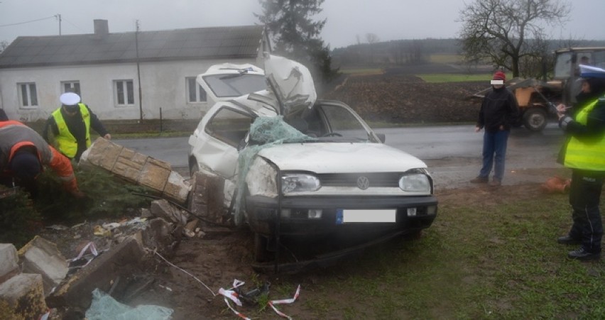 Wypadek w Witowie. 1 osoba trafiła do szpitala