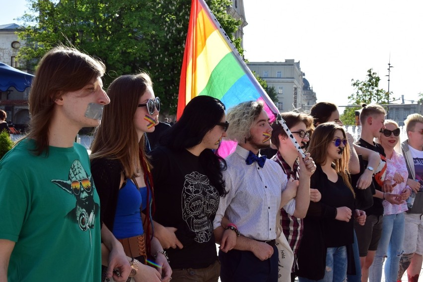 Dzień Milczenia w Lublinie. Protestowali przeciwko dyskryminacji osób LGBT