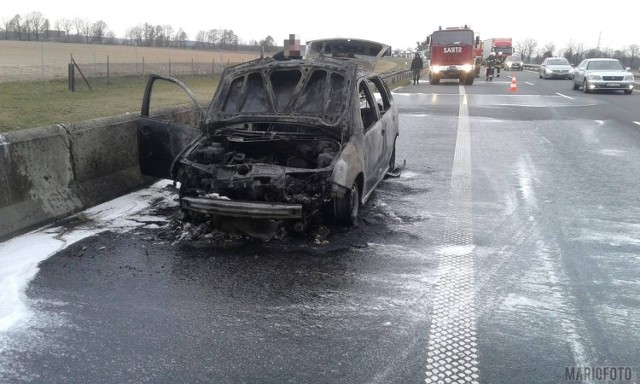 Pożar samochodu na opolskim odcinku autostrady A4.