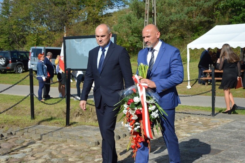W Krępie Kaszubskiej i Gęsi uroczystości upamiętniające pomordowanych więźniów KL Stutthof