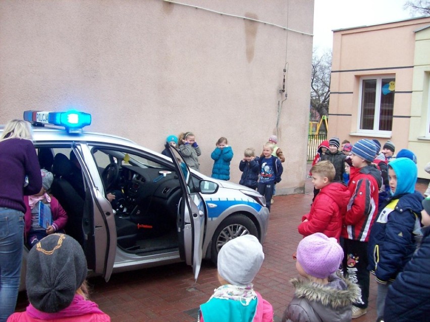 Policjanci kaliskiej drogówki gościli w szkołach