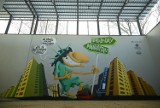 Nowy mural w Dąbrowie Górniczej gotowy. Praca Szwedzkiego połączyła dwa osiedla - Manhattan i Broadway 