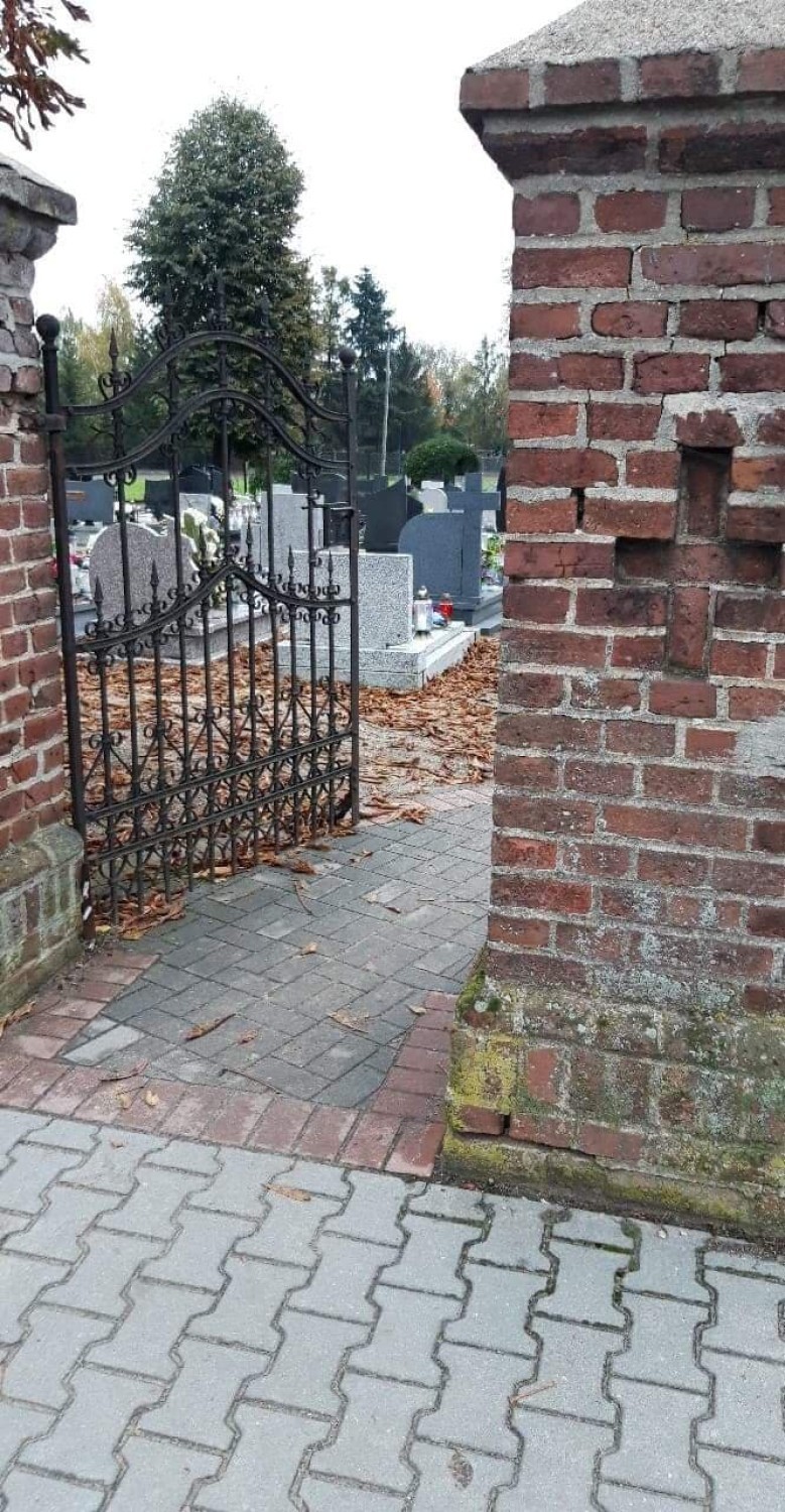 Cmentarz w Brennie w powiecie leszczyńskim. 31.10.2020 był otwarty