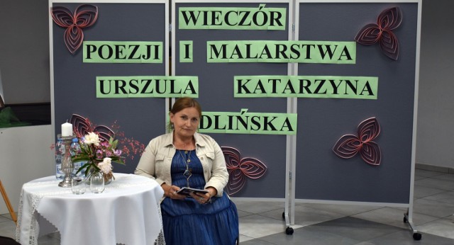 Urszula Katarzyna Bydlińska podczas spotkania w Gminnym Ośrodku Kultury w Pawłowie zaprezentowała swoje prace. fot.