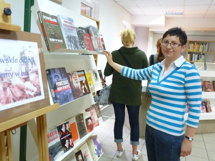 Warszawskie dzieci pójdziemy w bój - biblioteczna wystawa z okazji rocznicy wybuchu powstania