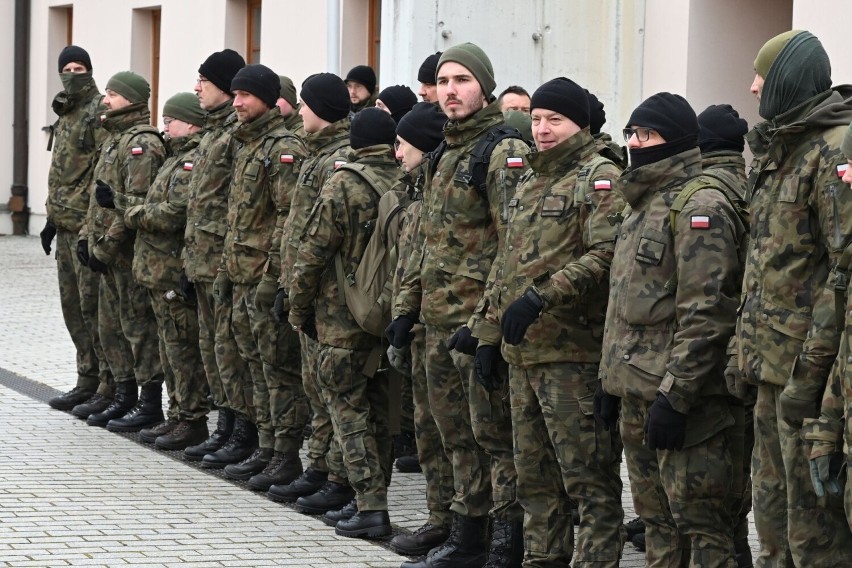Liczny V Marsz Patriotyczny w Kielcach. Upamiętnili żołnierzy wyklętych. Zobacz zdjęcia