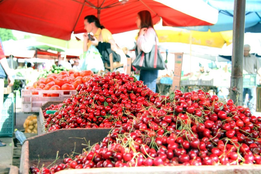 Ceny owoców na targu w Lublinie