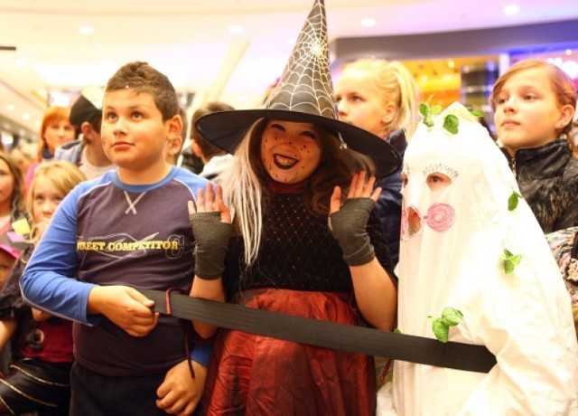 Impreza dla dzieci z okazji Halloween w Kaskadzie